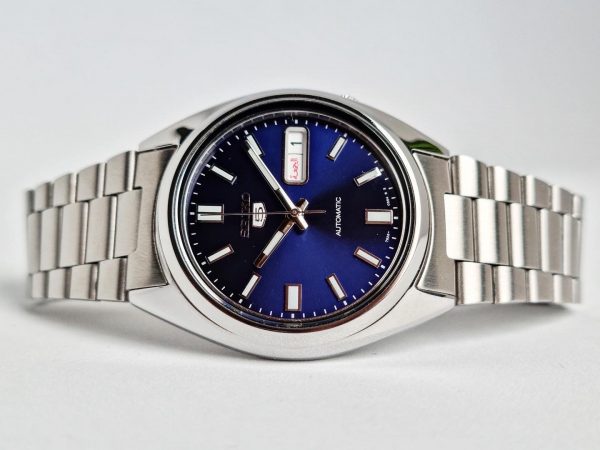 Seiko 5 SNXS - horologiy.com