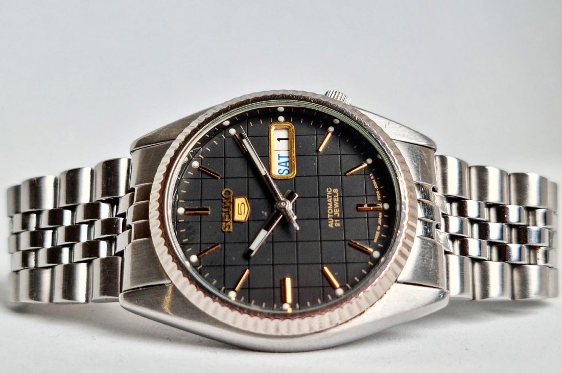 Seiko Datejust 1975 - Horologiy.com