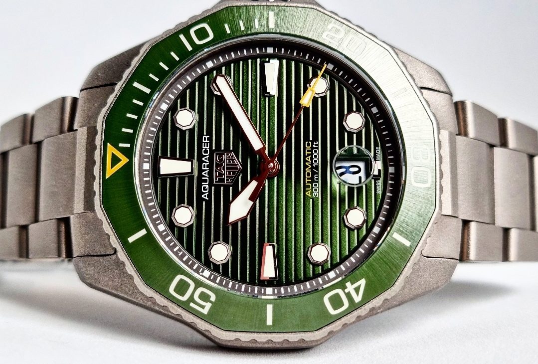 Tag Heuer Aquaracer - Horologiy