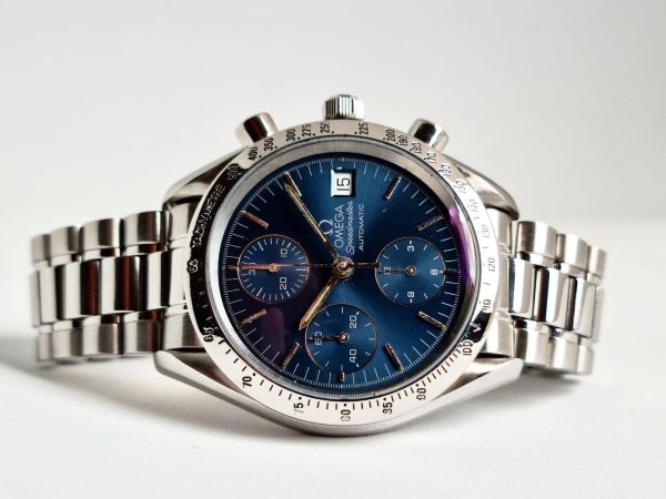 Omega Blue Speedmaster- Horologiy.com