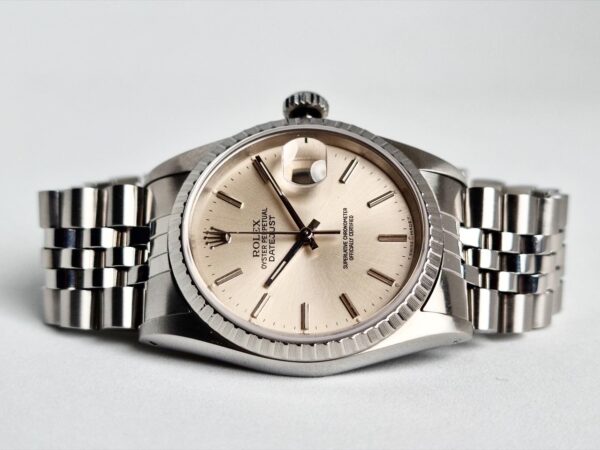 Rolex Datejust 16220 - Horologiy.com