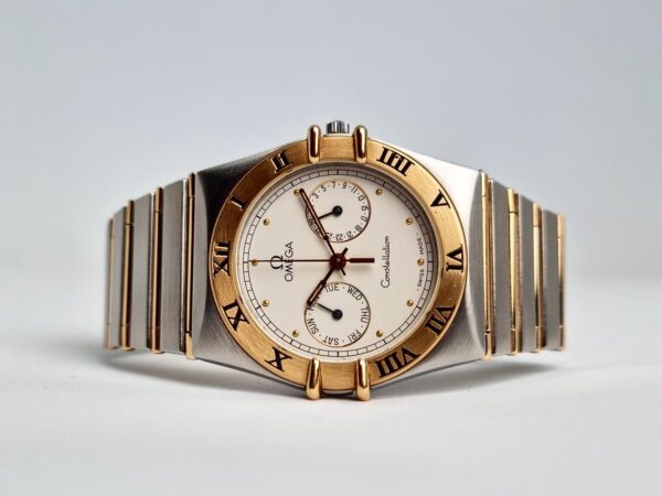 Omega Constellation Day Date - Horologiy.com