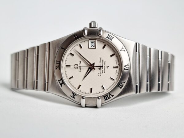 Omega Constellation 1502.30.00 - Horologiy.com